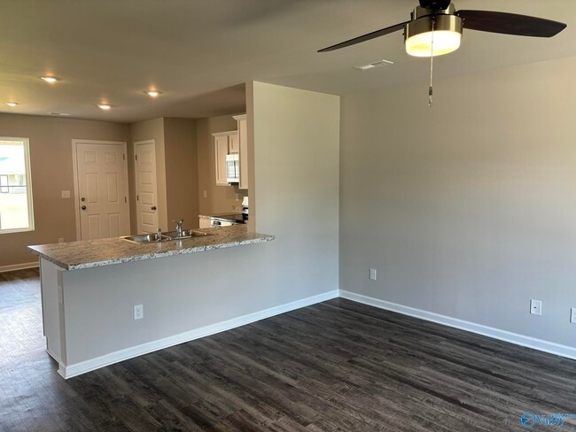 Building Photo - 4022 Hudson Ct SW