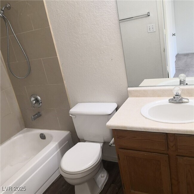 Building Photo - 5026 S Rainbow Blvd