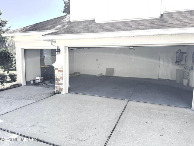 Building Photo - 9902 Windwater Ct
