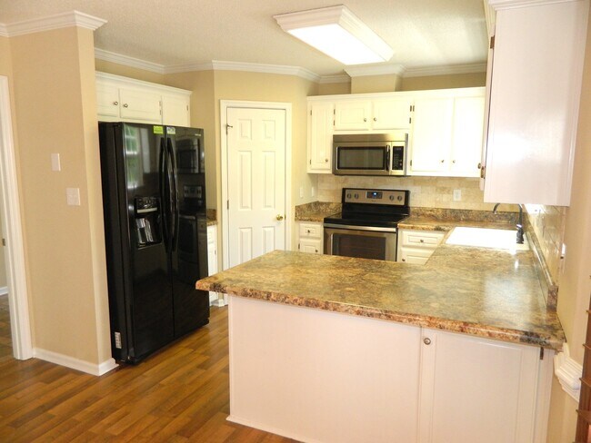Building Photo - 789 Osprey Ln