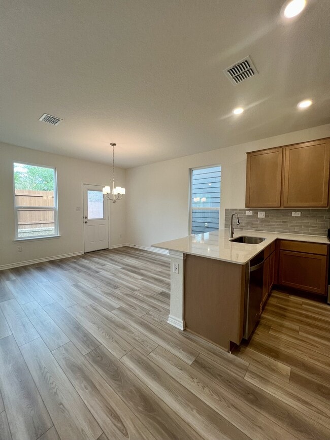 Building Photo - 14839 Vance Jackson Rd