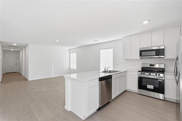 Building Photo - 6804 Haines Dr