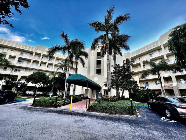 10770 NW 66th St - 10770 NW 66th St Doral FL 33178 | Apartment Finder