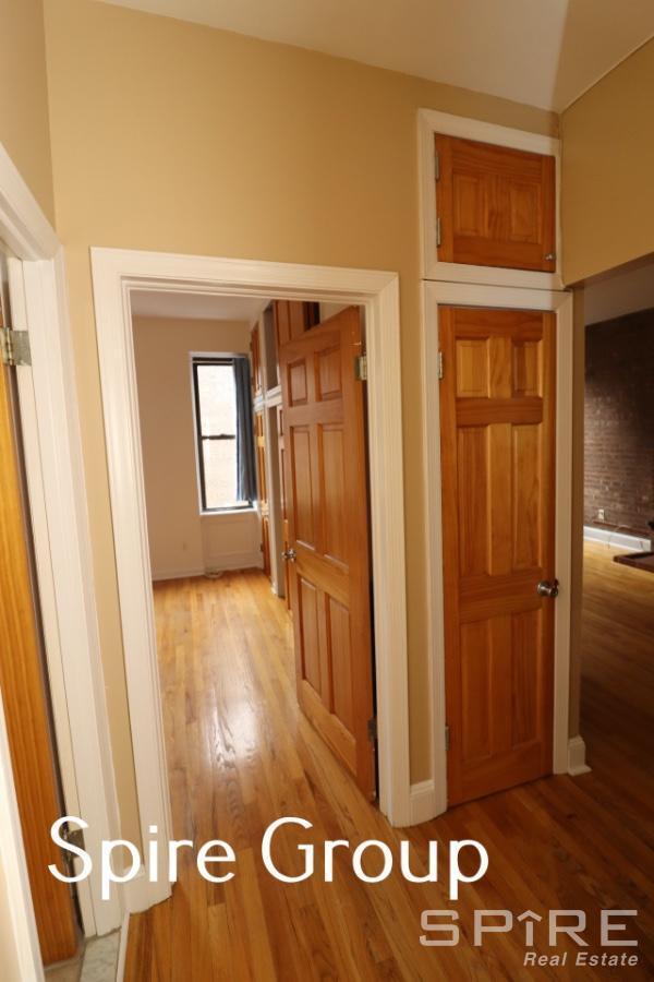 Building Photo - 2 bedroom in New York NY 10036