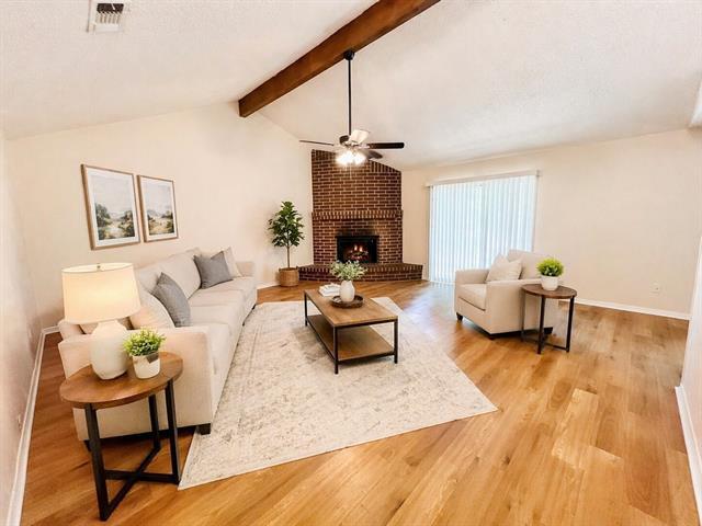 Building Photo - 5701 Willow Elm Dr