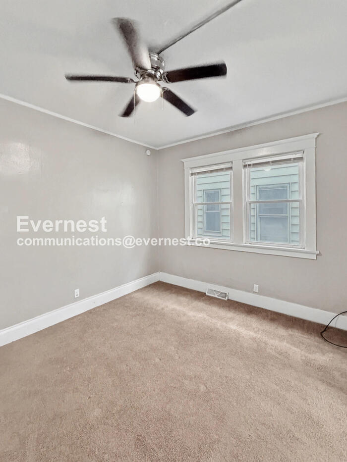 Building Photo - 1311 Mason St