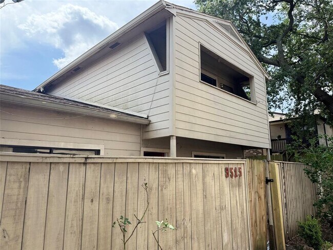 Primary Photo - 9515 Windswept Ln