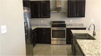 Building Photo - 217 Beta Dr