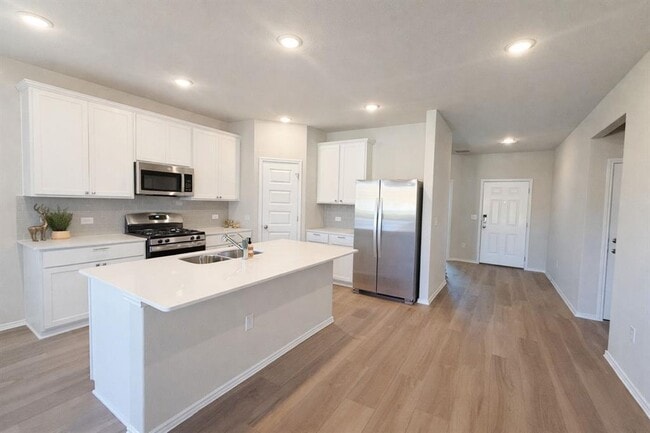 Building Photo - 12200 Dillon Fls Dr