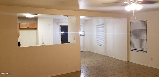 Building Photo - 15842 W Watson Ln