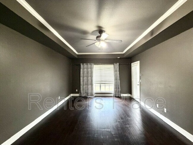 Building Photo - 3827 W Canton St