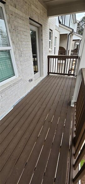 Building Photo - 400 Elise Wy