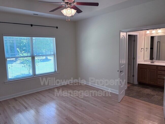 Building Photo - 76 Deep Clay Cir