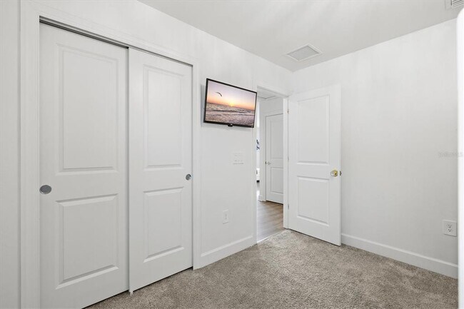 Building Photo - 16235 Pine Mist Dr