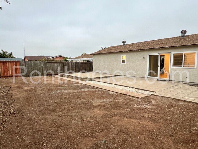 Building Photo - 10455 Glenellen Ave