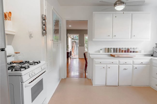 Building Photo - 1032 Palms Blvd