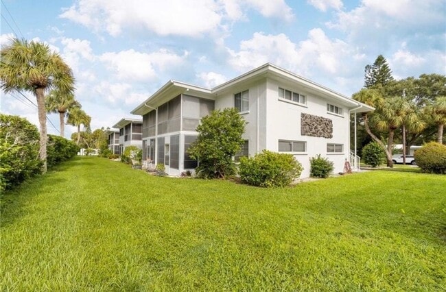 Building Photo - 55+Community - ANNUAL  1/1 GREAT LOCATION - UPDATED UNIT WITH COMMUNITY HEATED POOL!