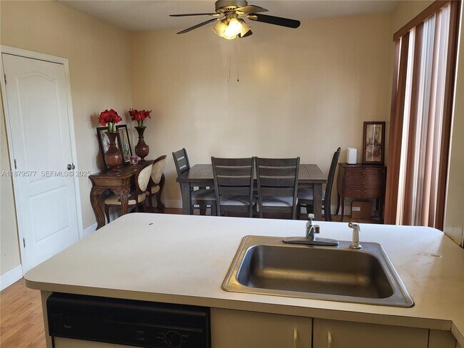 Building Photo - 820 NE 212th Terrace