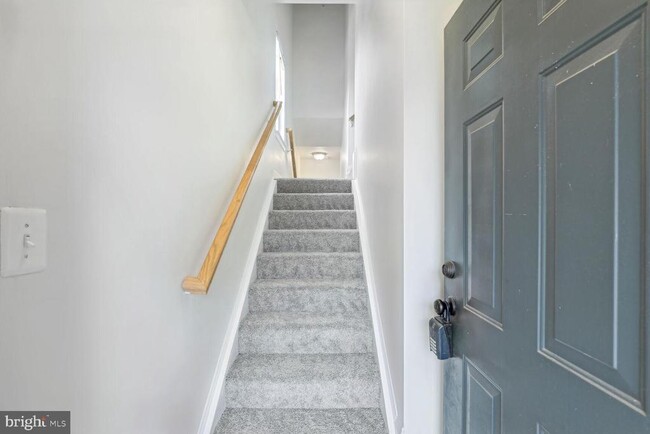 Building Photo - 42379 Goldenseal Square