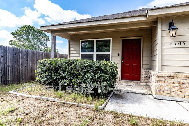 Building Photo - 5806 Machaela Trace