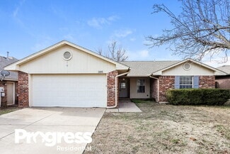 Building Photo - 205 Bradgate Dr