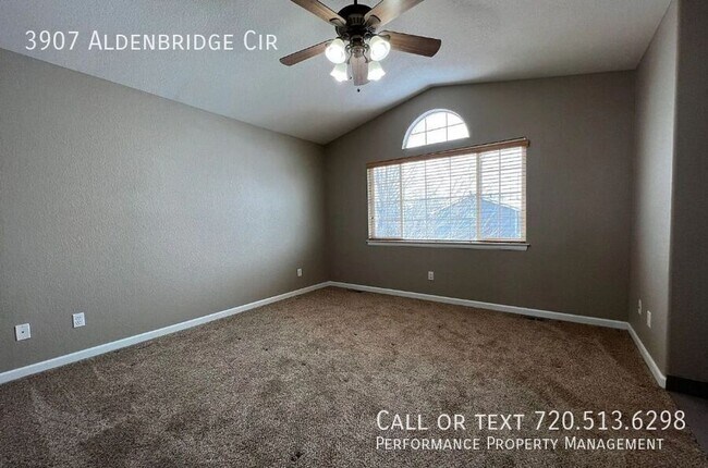 Building Photo - 3907 E Aldenbridge Cir