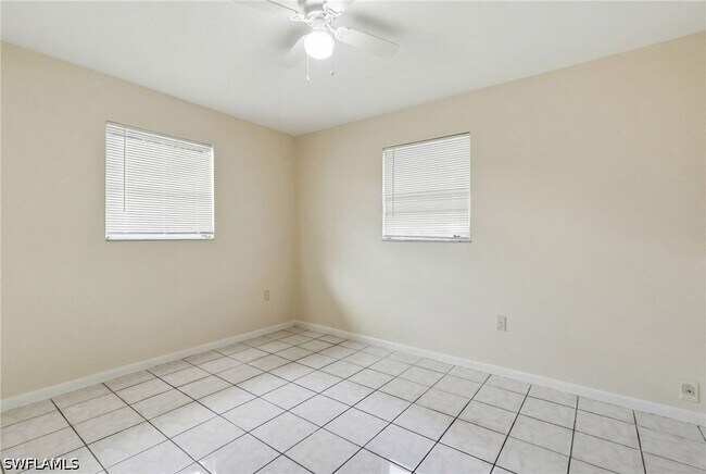 Building Photo - 1195 S Alhambra Cir