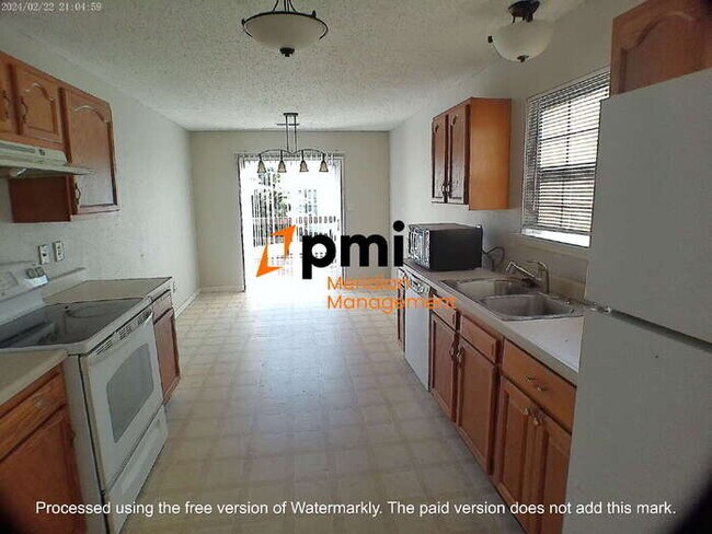 Building Photo - 3729 Laurel Cherry Ln