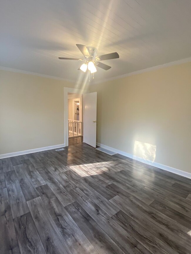 Building Photo - 7600 Ponds Rd. Laurinburg, NC 28352