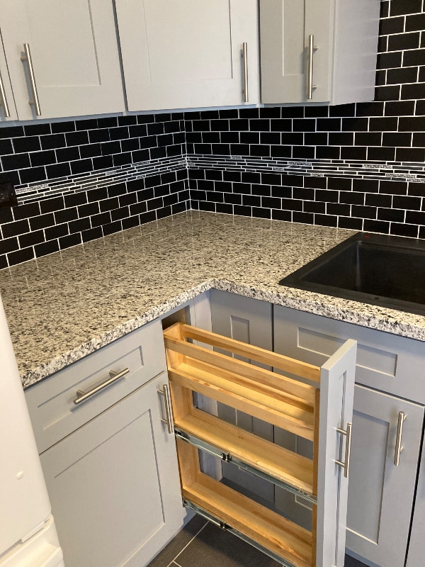 Building Photo - 8027 S Exchange Ave