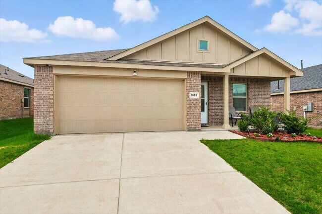 Building Photo - 1-story, 3 Bedrooms, 2 Bathrooms. Master's...