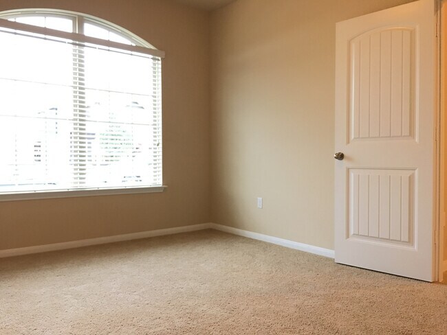 Building Photo - BEAUTIFUL 3/2 WITH OFFICE IN LEANDER'S HAZELWOOD