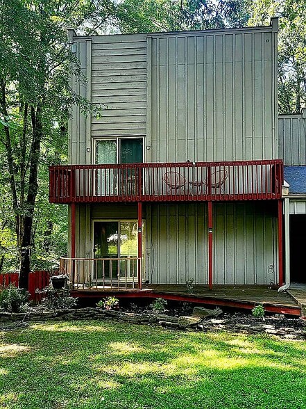 Building Photo - 2533 Mark Ln