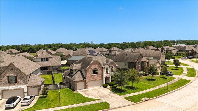 Building Photo - 2415 Flowering Brook Ln