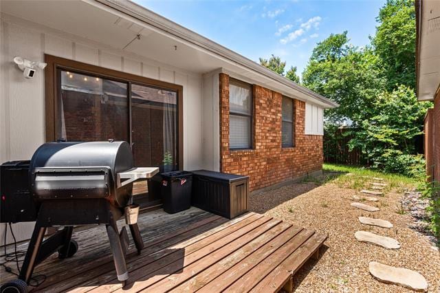Building Photo - 2219 Greenview Dr