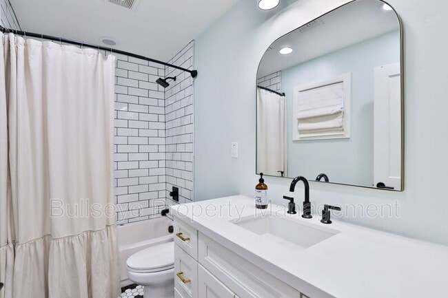 Building Photo - 2672 E Mesquite St