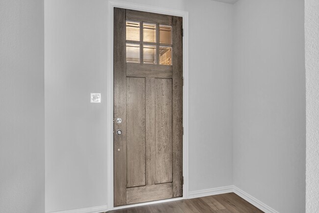 Building Photo - 6915 Yellow Hammer Wy