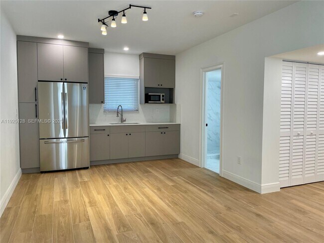 Primary Photo - 134XX SW 1st St