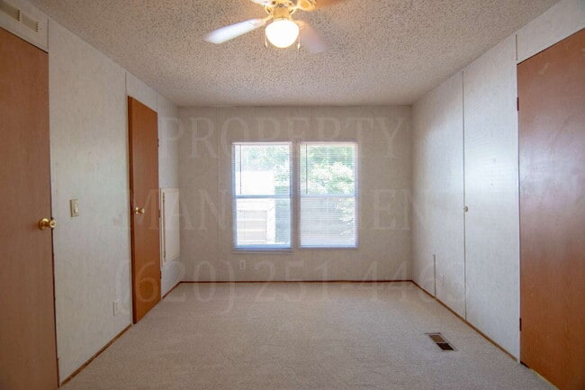 Building Photo - 2-Bed 2-Bath