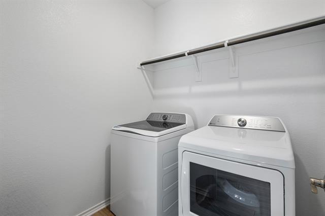 Building Photo - 2333 Bellatrix Dr