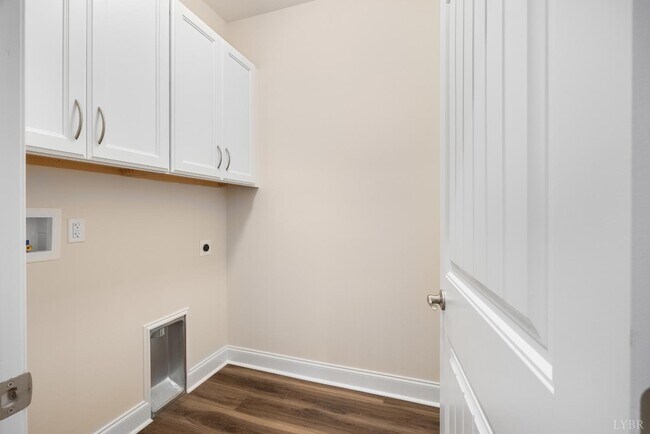 Building Photo - 157 Villa Oak Cir