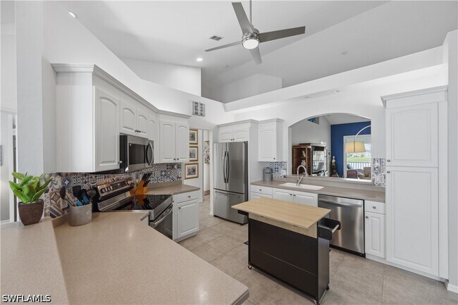 Building Photo - 5941 Sand Wedge Ln