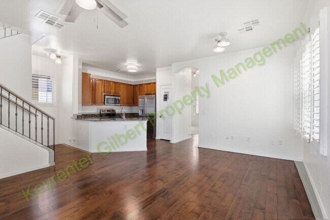 Building Photo - Charming Gilbert Home in The Gardens Community!