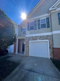 Building Photo - Available Now! 2nd Story, 3 Bed, 2.5 Bath ...