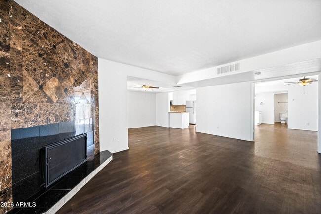 Building Photo - 12247 N Fountain Hills Blvd