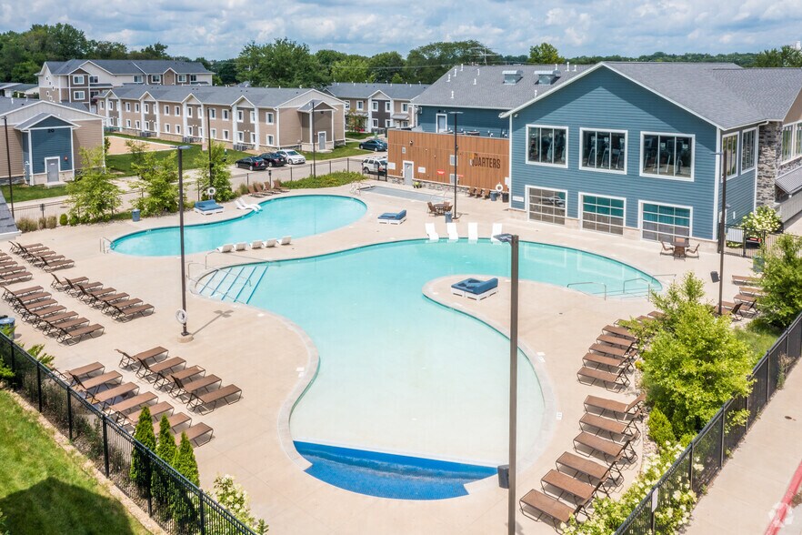 The Quarters at Iowa City Student Living 2401 Highway 6 E Iowa City