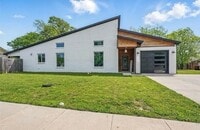 Building Photo - 3901 Sayle St