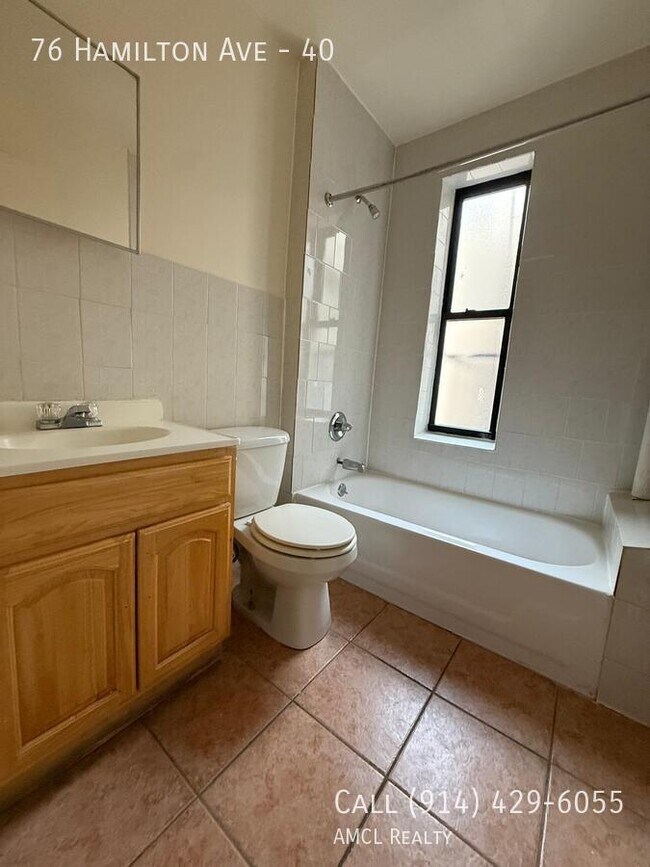 Building Photo - 76 Hamilton Ave