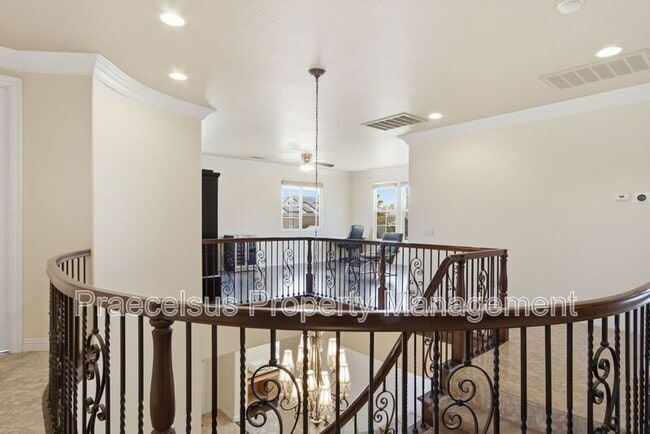 Building Photo - 2792 Camphor Ct