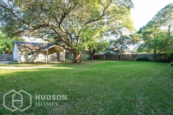 Building Photo - NOW AVAILABLE!! 1209 West Castlewood Avenu...